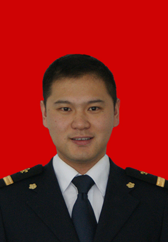 15黄海鹏.jpg